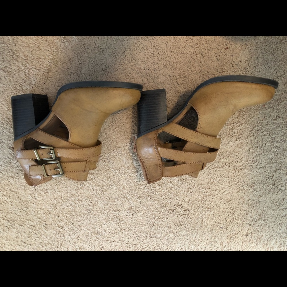 Booties - Picture 3 of 3